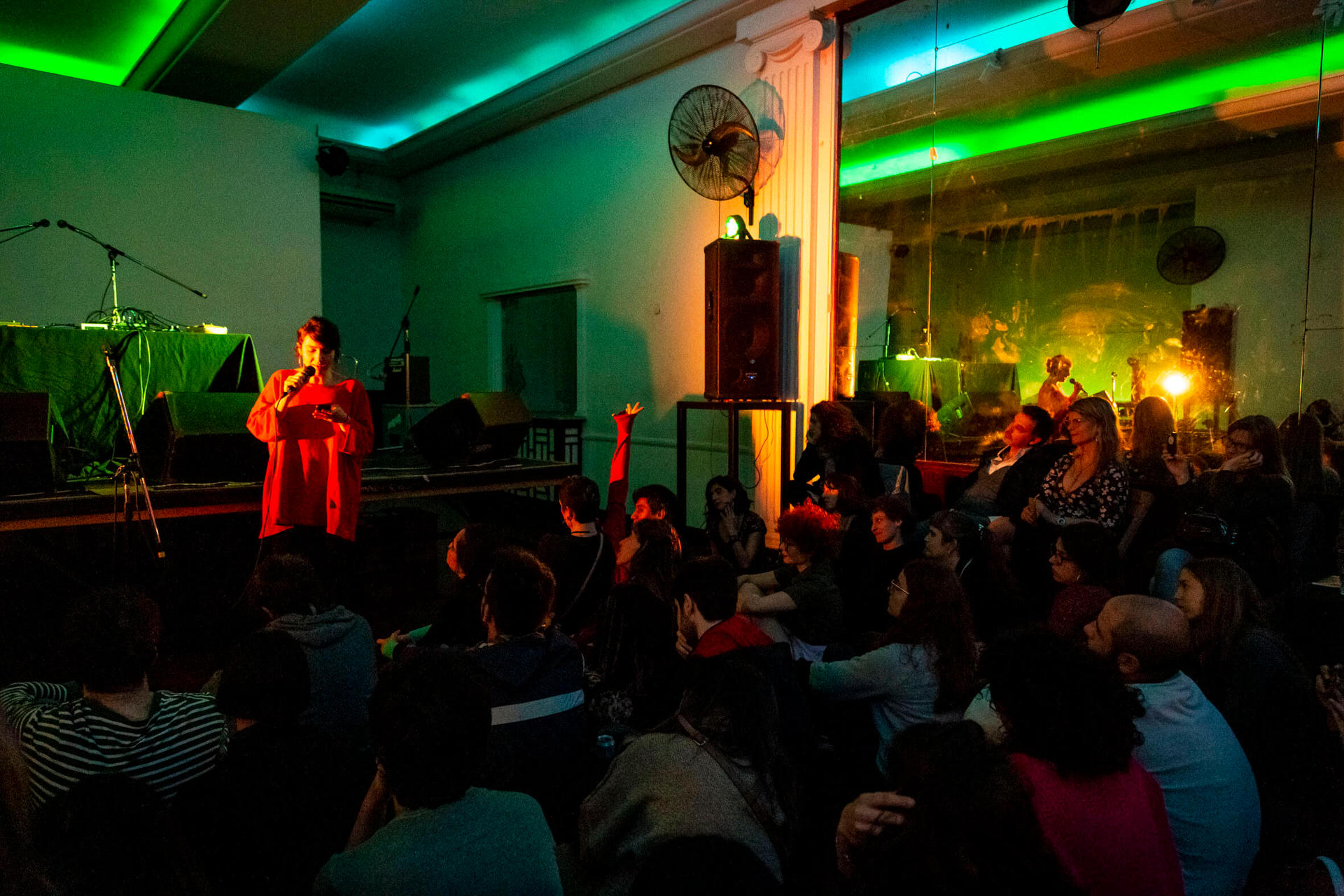 Lectura. Noche de poesía 